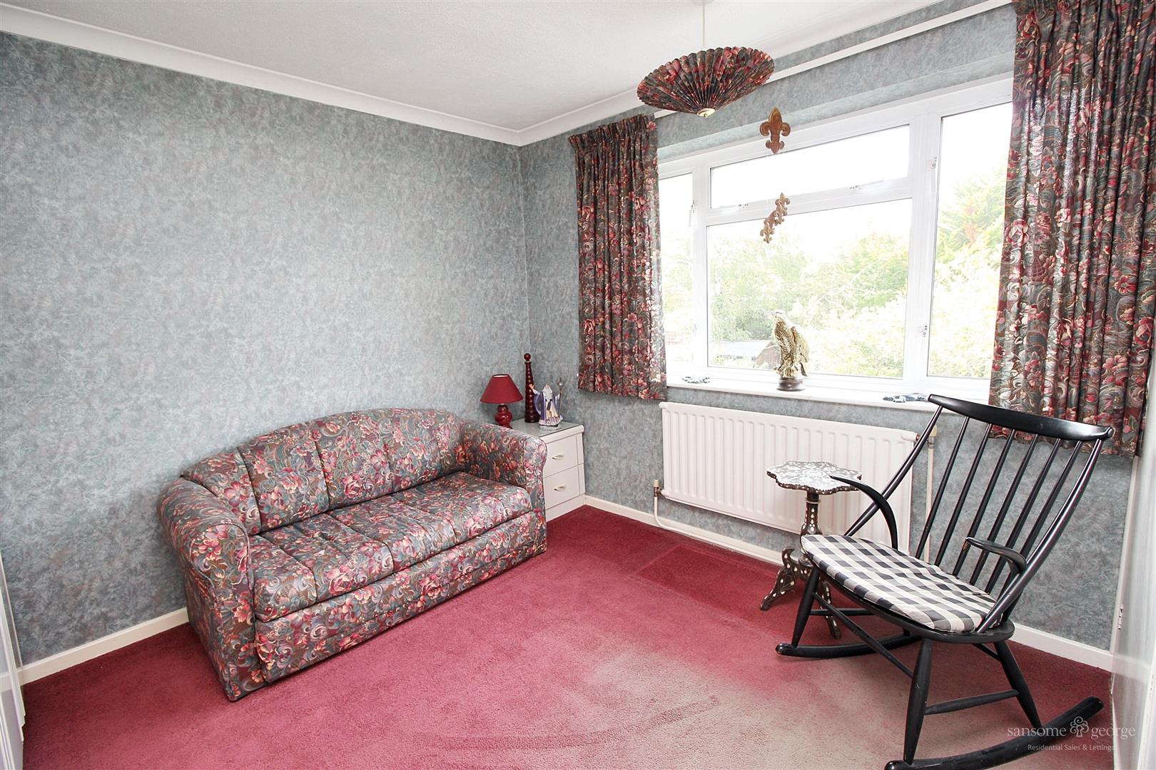 Warborough Avenue, Tilehurst, Reading